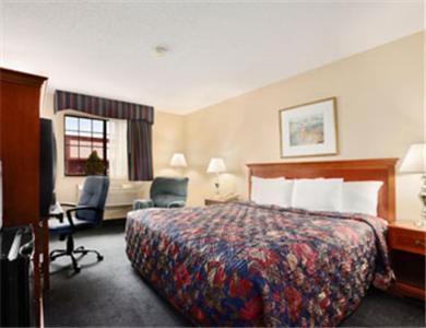 Days Inn By Wyndham Keene Nh Room photo